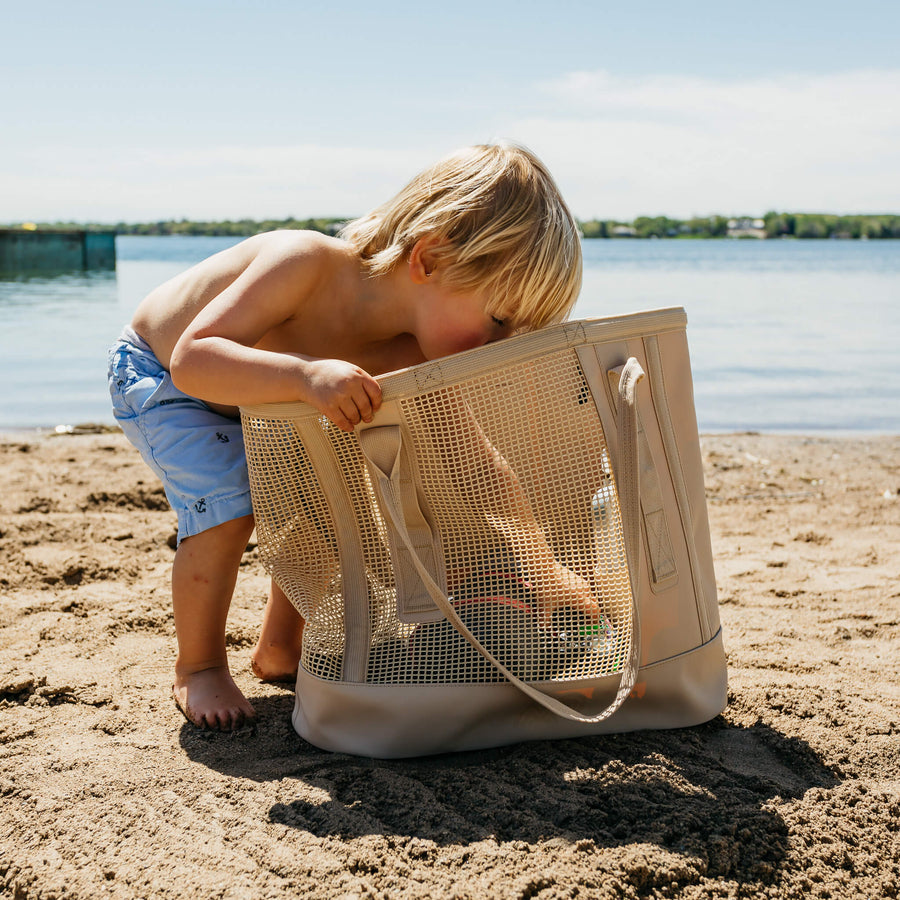 Misson Cassi 33L Beach Bag