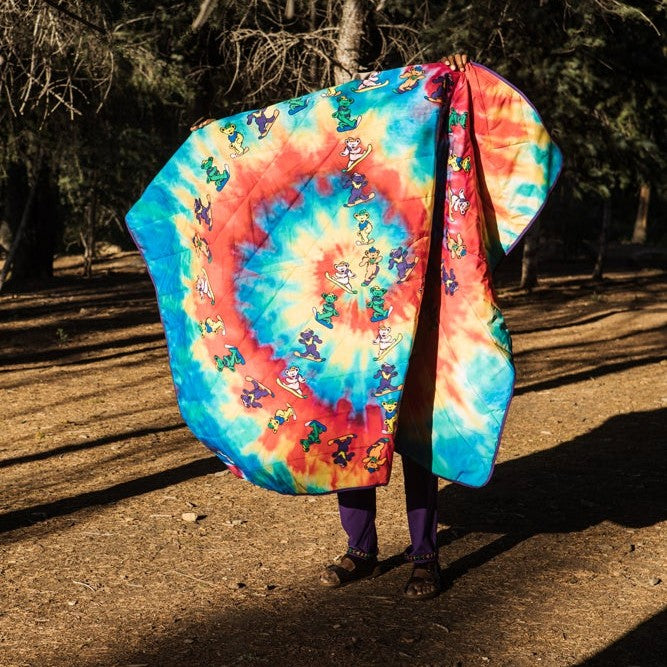 686 Waterproof Hooded Puffer Blanket