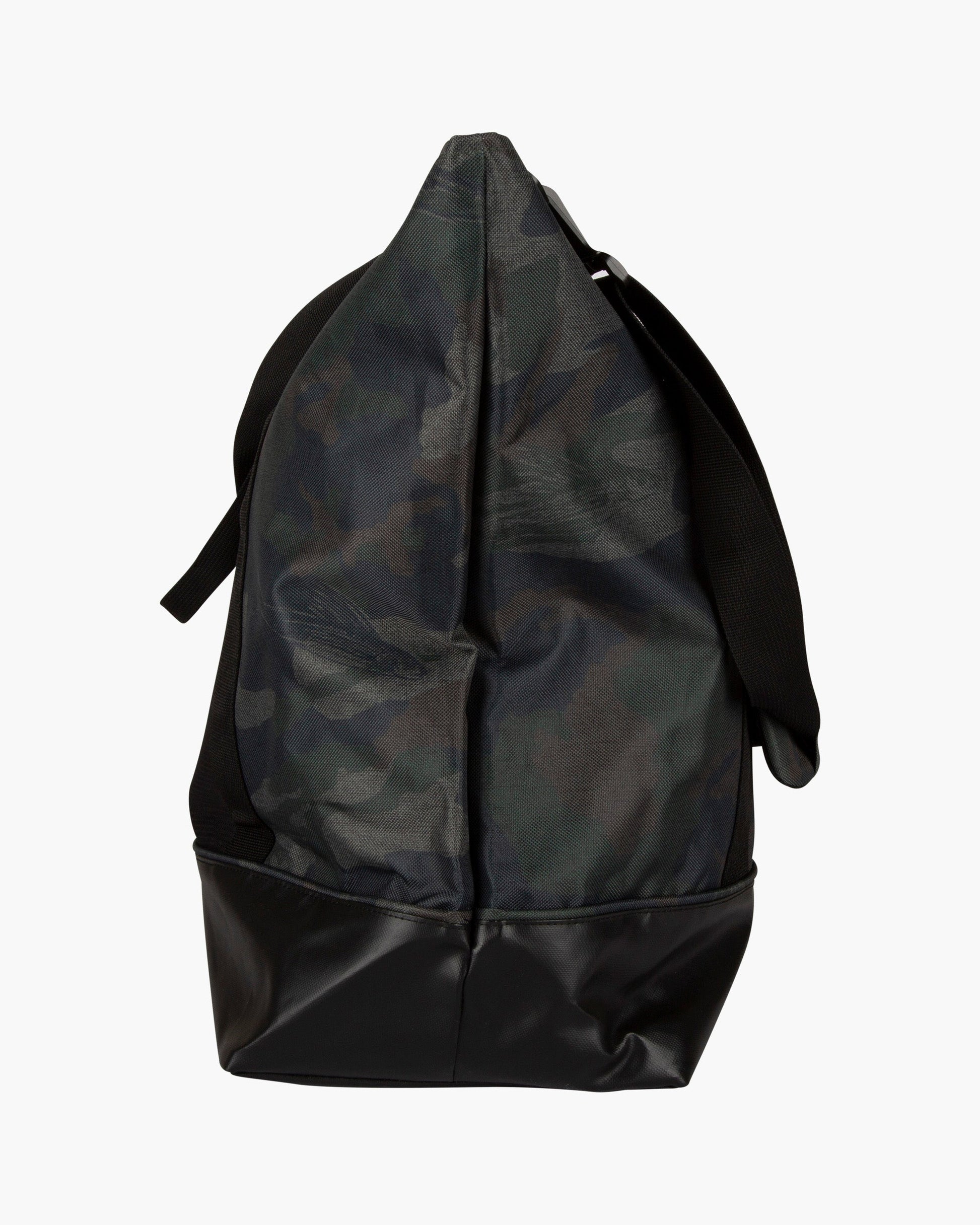Salty Crew Beachbreak 2 Camo Tote - 88 Gear
