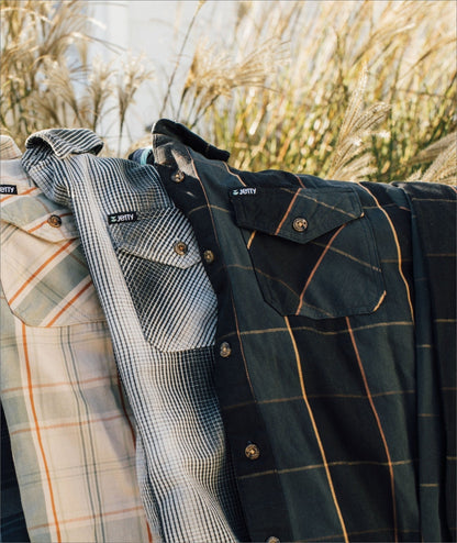 Jetty Breaker Flannel - Charcoal