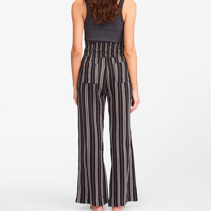 Billabong New Waves Women's Pants - 88 Gear