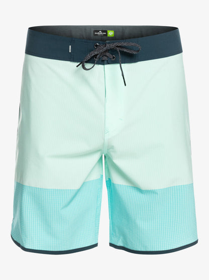 Quiksilver Highlite Scallop 19" Boardshorts - 88 Gear