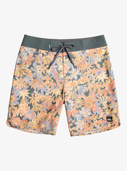 Quiksilver Surfsilk Scallop 19" Boardshorts - 88 Gear
