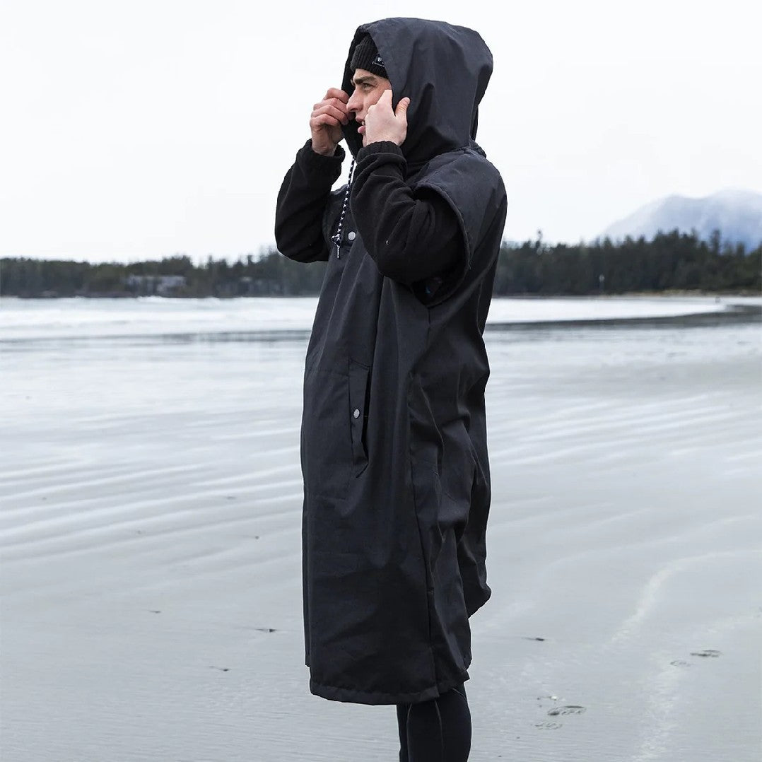Slowtide All-Weather Changing Poncho - 88 Gear